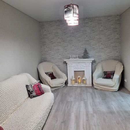 Ferienwohnung Шерлок Krementschuk Exterior foto