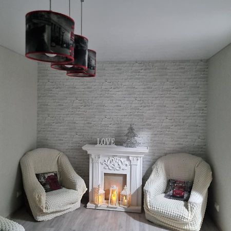 Ferienwohnung Шерлок Krementschuk Exterior foto